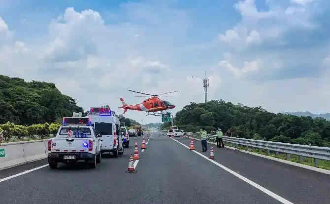 大邑高速公路汽车救援案例